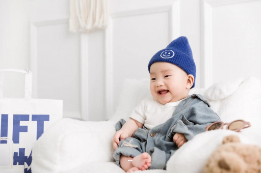 朝阳宝宝多久开始攒肚 朝阳宝宝多久开始攒肚